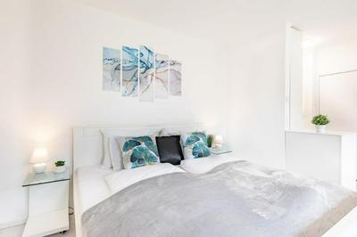 Castle View - NEW - Romantic