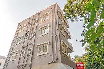 Hotel O White Castle Heritage Near Pune Airport