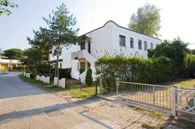 Relax in our flat by the beach