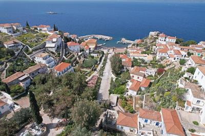 Villa Ariadne - a citrus sanctuary