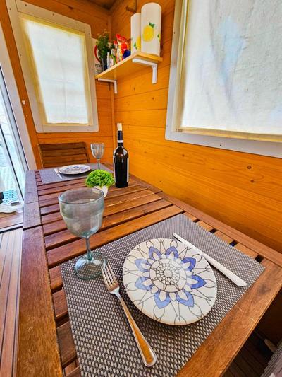 Filipp's House Boat