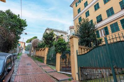 JOIVY Family friendly Apt for 6, near Royal Palace Museum