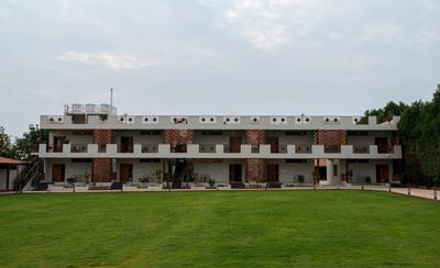 Poojaris Nirantara - Mysuru