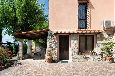La Veranda - Appartamento con giardino privato