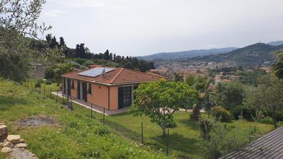 Villa Lazzarini Appartamento Giorgia con piscina condivisa 2km dal mare