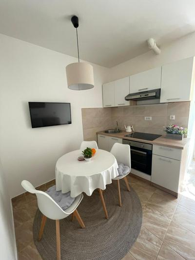 Apartment Maki