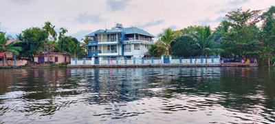 Captains Cabin backwater resort
