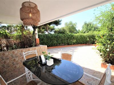 Magnífica casa adosada con terraza a 500m de la playa – Perfecta para familias y amigos - ES-220-7