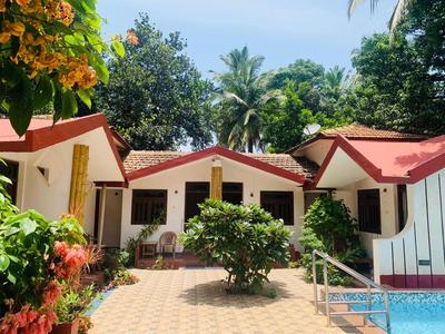 Harbor Court, Near Vagator Beach