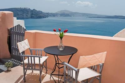 Oia Breeze House