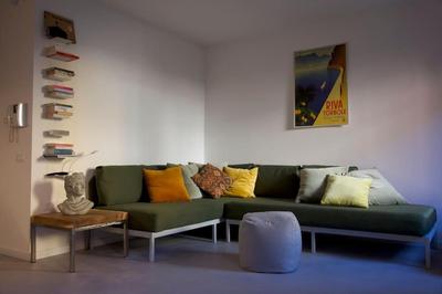 Oliva, stylish apartment with garage