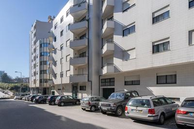 GuestReady - Modern 2BR Flat in Vila Nova de Gaia
