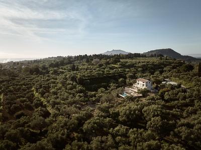 DiLa Grand Villa, a 5acres Secluded Sanctuary with Pool, By ThinkVilla