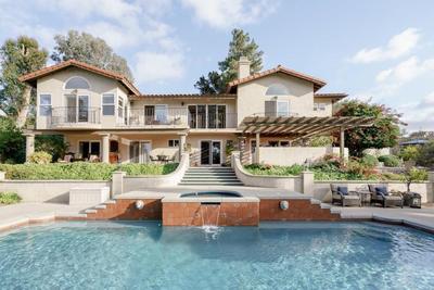 Luxury Home with Heated Pool - Spa and Lighted Pickle Ball Court