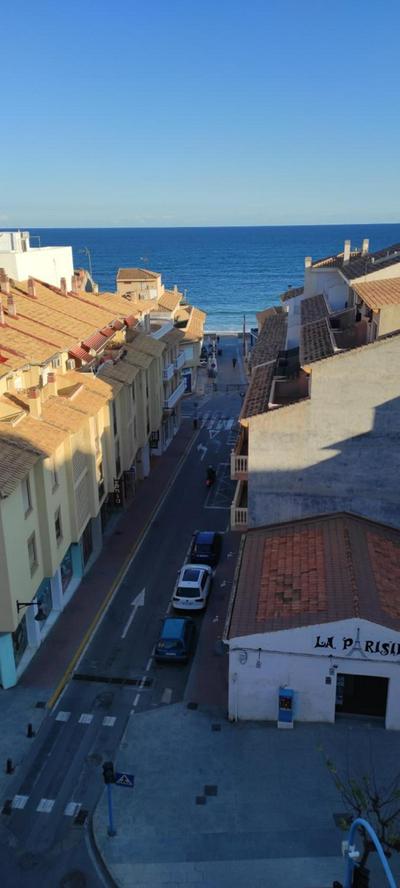 Mirando al mar de Campello