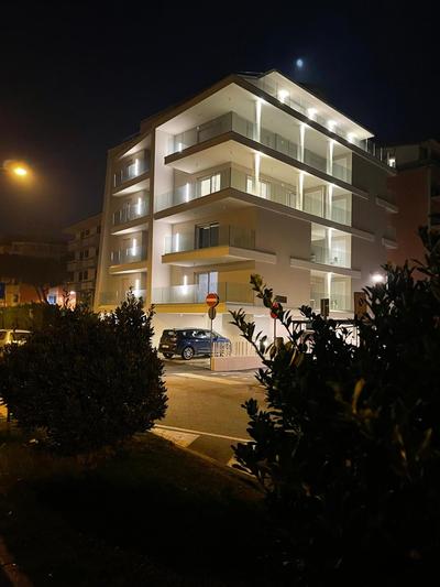 Haus Margarete - Attico Infinity Vista Mare con Jacuzzi - Agenzia Cocal