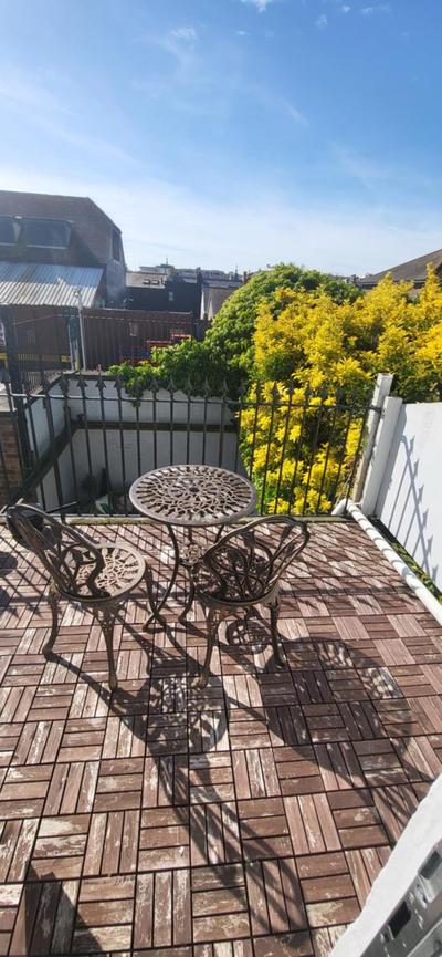 Whole House with a private garden and terrace, central Brighton
