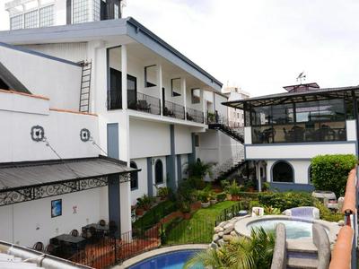 Hotel Santo Tomás
