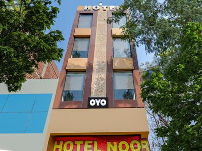 Hotel O Noor