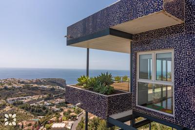 Villa Arenal by Abahana Villas