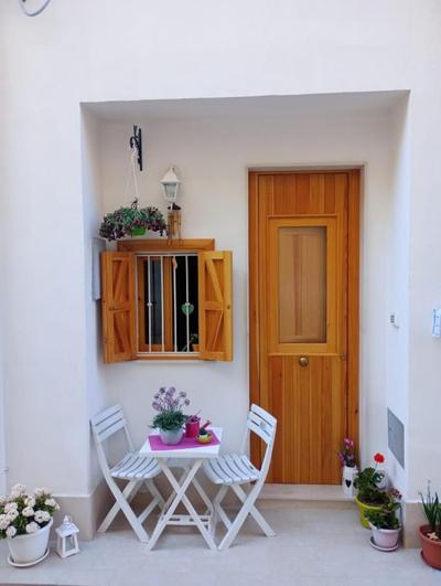 Residenza Ronna Razia