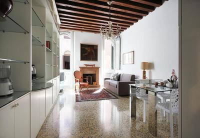 GuestHost - Casa del Mandolino - Cozy Apt near the Station!