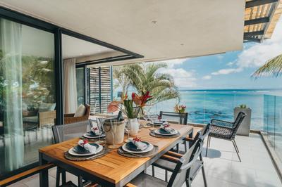 Magnificent 3 Bedroom Penthouse with Rooftop Pool