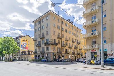 Politecnico & Crocetta Elegant Flat
