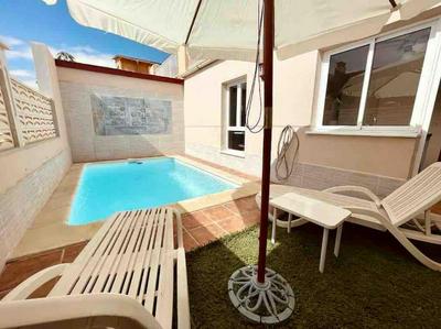 Bonita villa con piscina privada