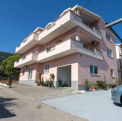 Villa Apartments Brečić 2