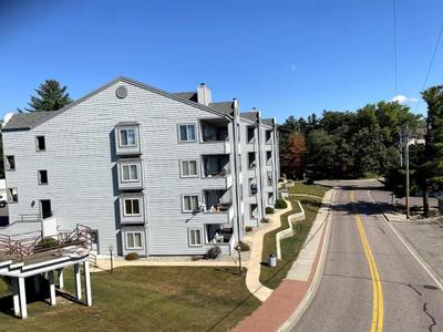 Dells Lake Lookout At Lighthouse Cove Condominiums