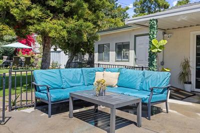 5 Mins Walk To Oldtown Monrovia Cozy 4 Br Home