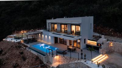 PANTEA LUXURY VILLA