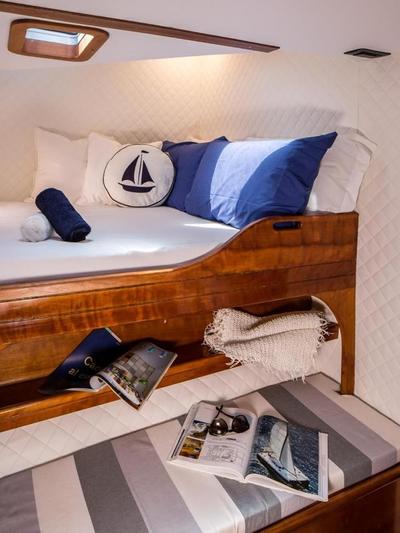 catamarano Privilege 482