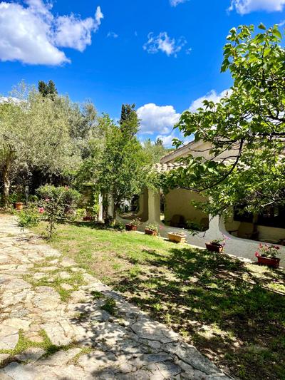 Villa Stella, with garden, five minutes from the beach