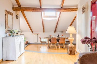 The Rooftop Penthouse with Elevator in Lucca