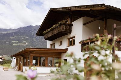 Valentinhof - organic farm