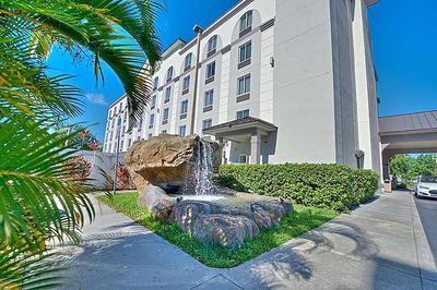 Sonesta Essential Orlando Airport