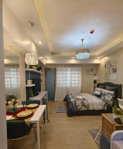 Manhattan Plaza tower 2 with Balcony, mini karaoke, Pool, Can Cook