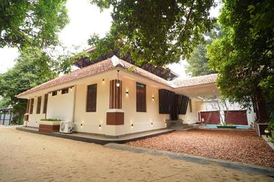 Mace Pool Villa Aluva
