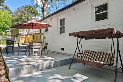 Coastal Retreat Oasis- Perfect for large groups by Deity Villas