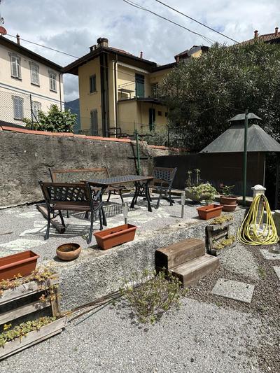 La Corte dei Torri loft on the lake
