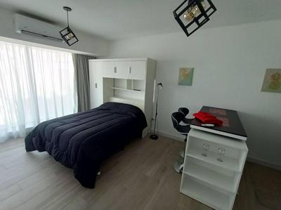 Dreamt brand new apartment, Soñado mono-ambiente nuevo