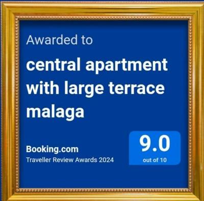central apartment with large terrace malaga