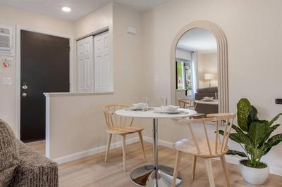 NEW! Comfy 1 Bedroom Flat I Hollywood Suites