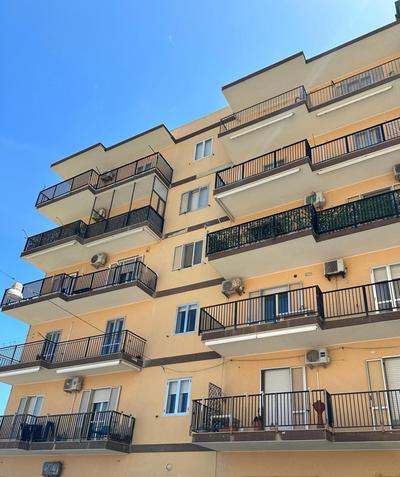 Dyo Adelfia, elegante "open space" vista mare