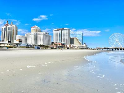 Beachblock, 1 Br Reno Apt in Atlantic City!!!