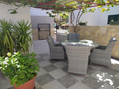 Apartment Dvor