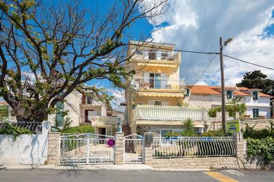 Ferienhaus für 6 Personen 2 Kinder ca 100 qm in Stobrec, Dalmatien Mitteldalmatien