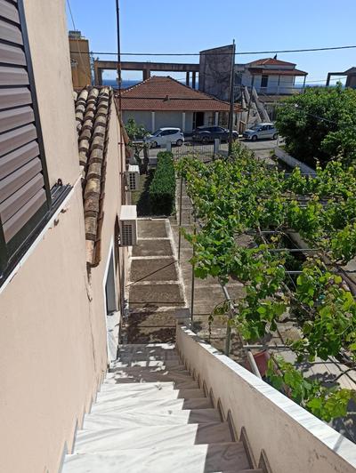 Christodoulos Apartment